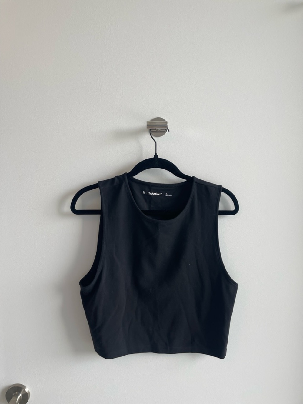 TNA Black Sleeveless Crop Tank Top